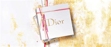 DIOR Official Website : Please select your location